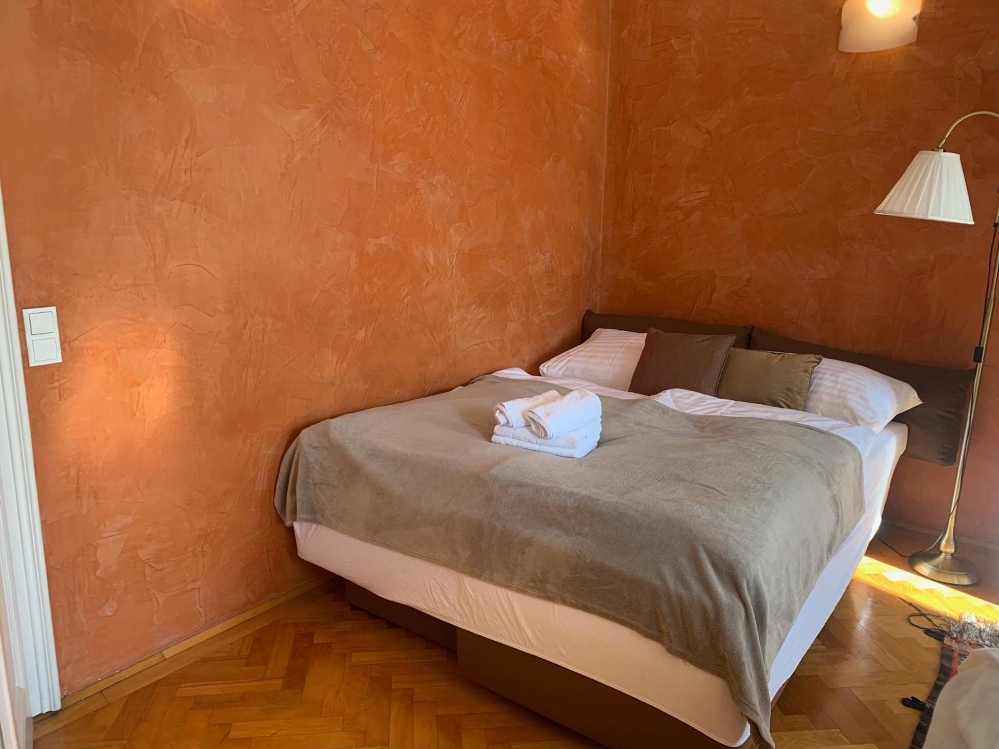 Stylish, Cosy & Central "Self-Check-In" Apartment Wina Bagian luar foto